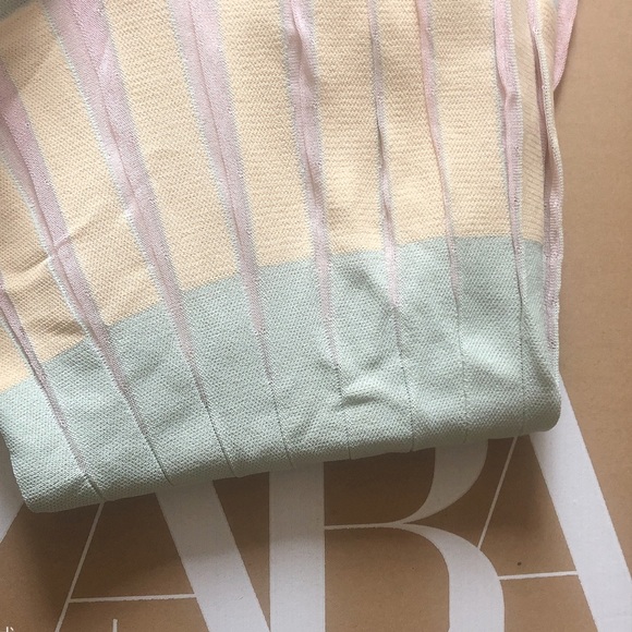 Zara Pleated Knit Skirt - Picture 10 of 10